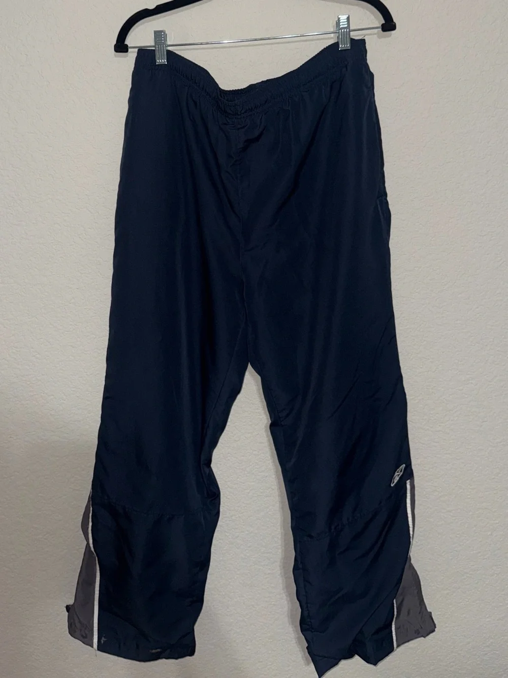 Vintage Reebok Navy Blue Lined Track Pants Windbreaker Pants Size L